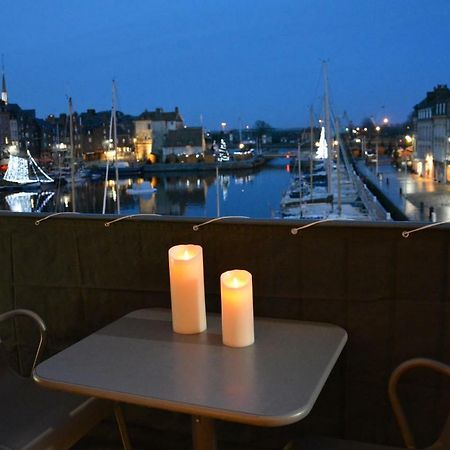 Le Balcon Du Port Apartment Honfleur Bagian luar foto