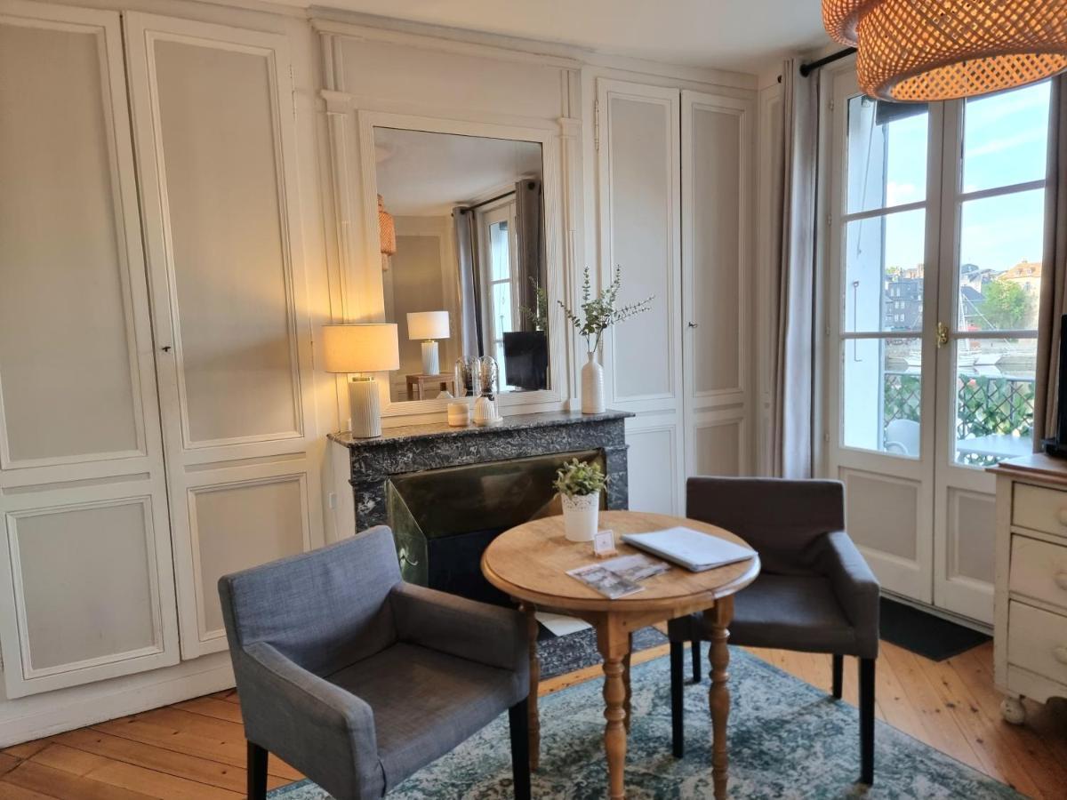 Le Balcon Du Port Apartment Honfleur Bagian luar foto